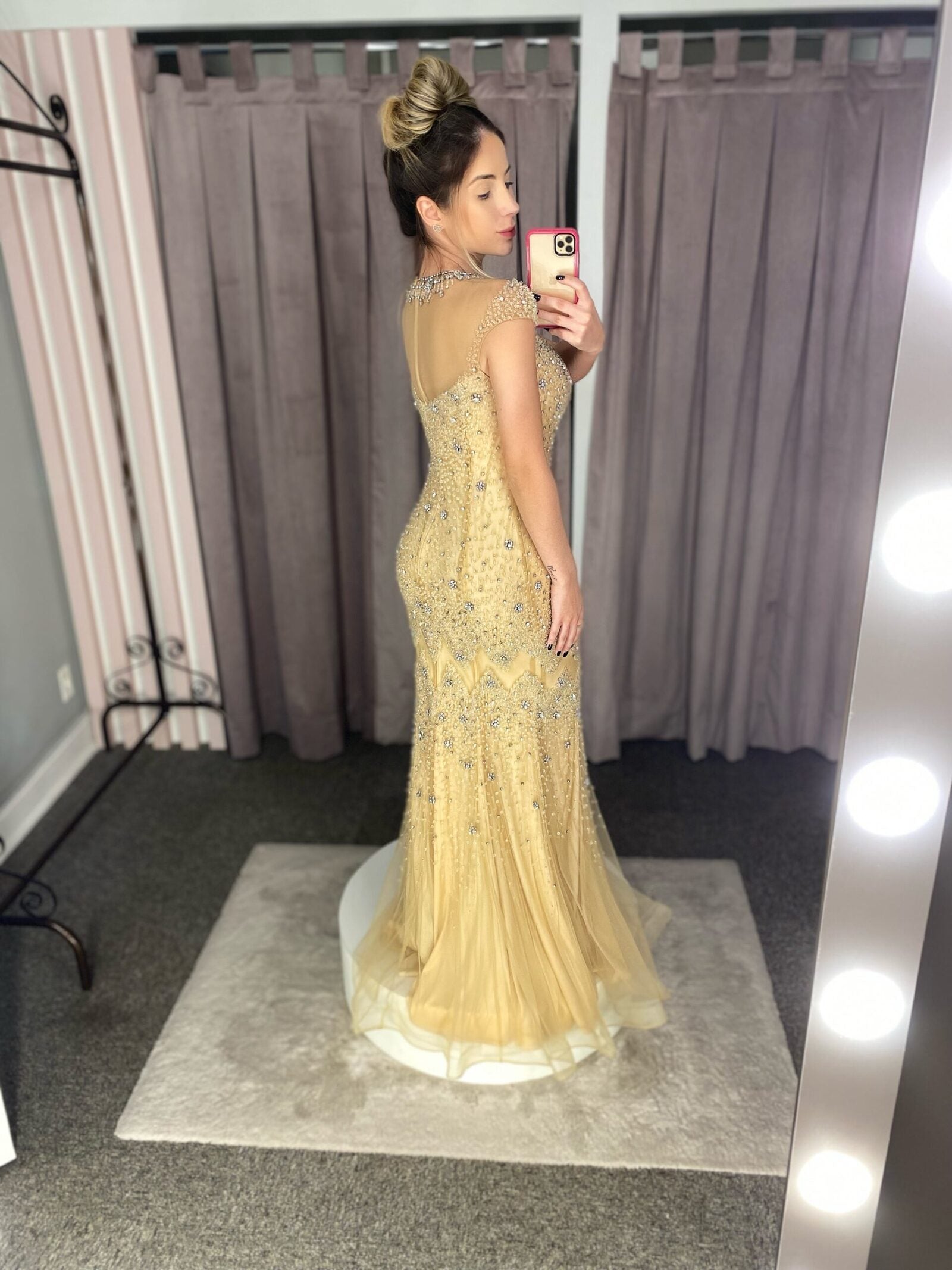 9C987058-6E6F-4214-A379-19CD8E42D8E9