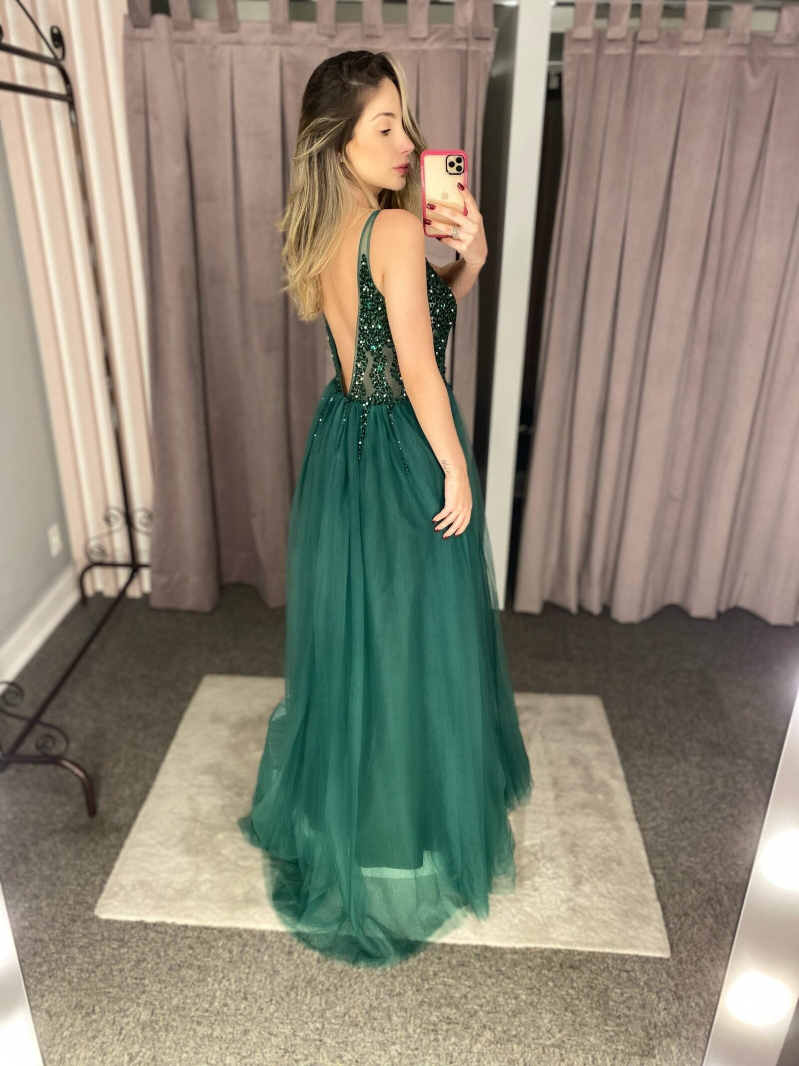 FD0652C9-5C93-44B8-8938-7EDBDACE464A