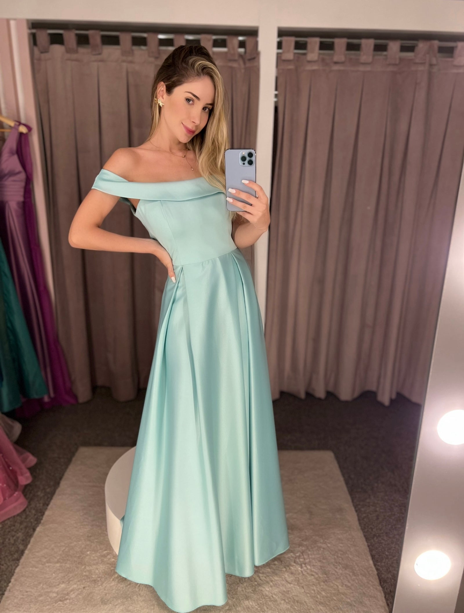 D567F3E7-0D23-4F0E-8AAF-A2DE63E424F4